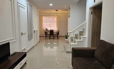 CAKEP BANGET! Full furnished Townhouse Taman Elok, Kawaraci