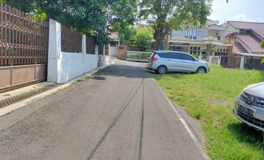 Tanah di Kawasan elit sekitar sekolah Don Bosco semarang, ada 2Kavling