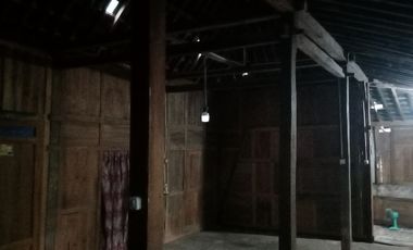 jual rumah limasan lawas gebyok keliling