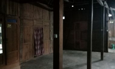 jual rumah limasan lawas gebyok keliling