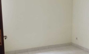 Disewakan Rumah 2 Lantai di cluster Harmoni