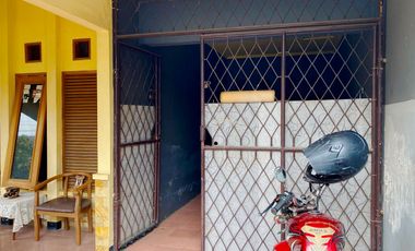 Rumah Bagus - Luas berada tepat di Pusat Kota Cianjur