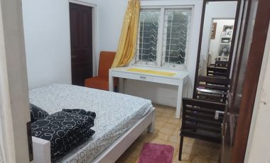 Jual tanah bonus bangunan layak huni dekat jalan damai