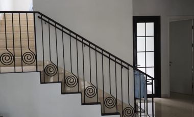 Di Jual murah Rumah Alam Sutera Winona 7x18 3 Lantai