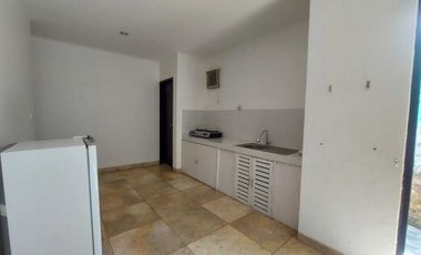 Harga terbaru ! Rumah jual 2 lantai area kerobokan dekat seminyak.