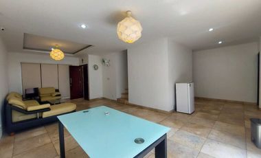 Harga terbaru ! Rumah jual 2 lantai area kerobokan dekat seminyak.