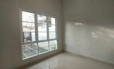 Rumah Dijual Cluster Parakan Cinangka Depok KPR Nego Strategis