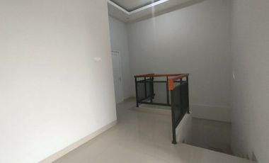 Rumah Dijual Cluster Parakan Cinangka Depok KPR Nego Strategis