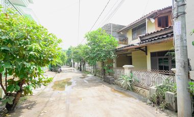 Rumah Terawat 15 Menit ke Stasiun LRT Cikunir 1 Bebas Banjir J-31662