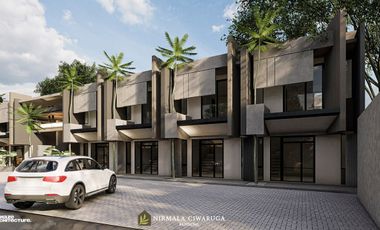 Rumah 2 lantai disayap geger kalong,Ciwaru, strategis harga terjangkau