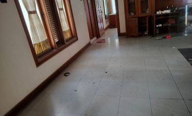 rumah 2 lnt Jalan utama dekat fasum dan bebas. banjir