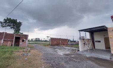 rumah perumahan baru desain modern suasana alam lokasi gatak solo