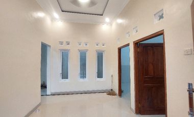 rumah perumahan baru desain modern suasana alam lokasi gatak solo