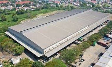 Gudang Loading Dock Cakung Jakarta Timur