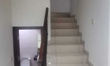 DISEWAKAN RUMAH RAPIH KOSONGAN DI GREENLAKE CITY GLC CLUSTER ASIA