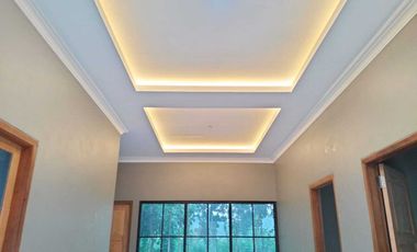 Rumah siap huni lokasi strategis di Unnes Gunungpati