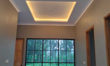 Rumah siap huni lokasi strategis di Unnes Gunungpati