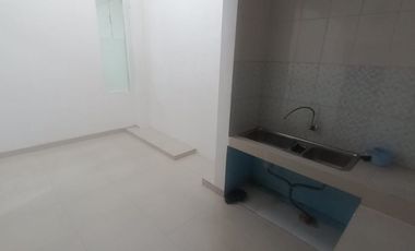 DISEWAKAN RUMAH RAPIH SIAP HUNI KOSONGAN DI KOSAMBI BARU BARU RENOV