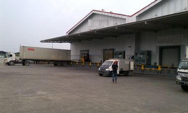 Gudang Loading Dock Kitic Deltamas Cikarang