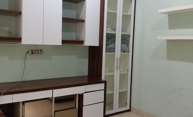 DISEWAKAN RUMAH FULL FURNISHED GREENLAKE CITY GLC CLUSTER EUROPE