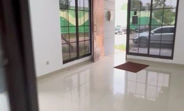 DISEWAKAN RUMAH KOSONGAN RAPIH SIAP HUNI GREENLAKE CITY GLC EAST ASIA