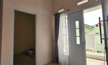 Rumah 2 lt type town house parung bogor raya dkt pasar parung