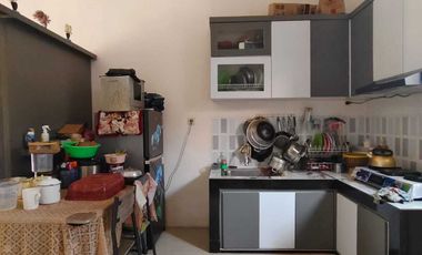 Rumah 2 lt type town house parung bogor raya dkt pasar parung