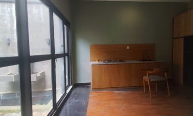 Rumah 1 Lt Strategis Selangkah ke Pintu Tol Pamulang Siap KPR J-32748