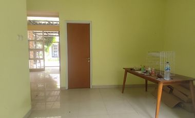 Rumah 1 Lt Strategis Selangkah ke Pintu Tol Pamulang Siap KPR J-32748