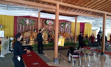 Pendopo Joglo Full Kayu Jati Super dengan Tanah Luas 3500 meter