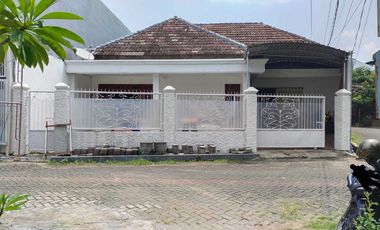 Dijual Rumah Hook Di Perumahan Taman Bougenvile Sambikerep Surabaya