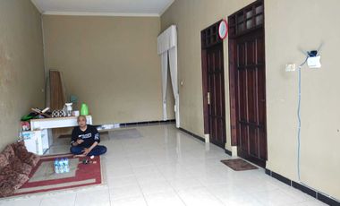 Dijual Rumah Hook Di Perumahan Taman Bougenvile Sambikerep Surabaya