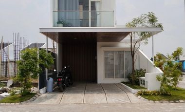 Chendy- DiJual Rumah Siap Huni Woodville di BUDURAN , Sidoarjo