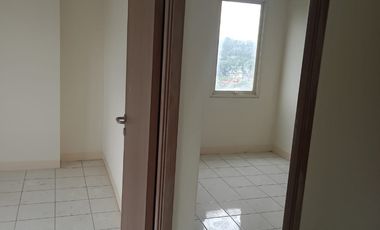 Disewakan unit 2BR hook kosongan Podomoro Golf View