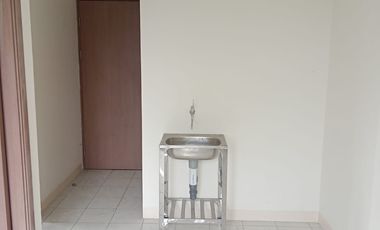 Disewakan unit 2BR hook kosongan Podomoro Golf View