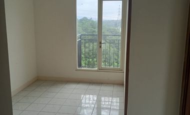 Disewakan unit 2BR hook kosongan Podomoro Golf View