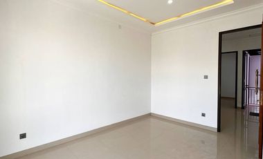 Jatiasih, Kota Bekasi Dekat Gerbang Tol Jatiwarna & Stasiun LRT Cikuni