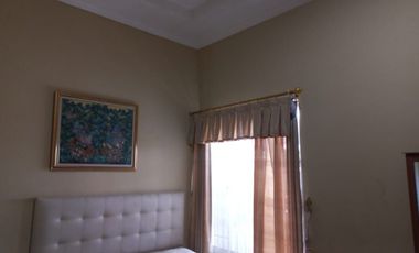 Rumah luas nyaman dekat gedung Setyowati Gentan Solo