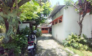 Rumah murah luas tengah kota dekat Purwosari solo