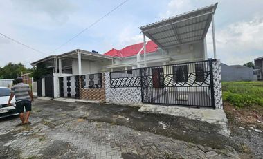 DIJUAL MURAH RUMAH CANTIK - MENGANTI