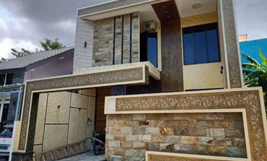 Rumah 3 Lt rooftop di Candi Kalasan, Kalipancur, Pasadena