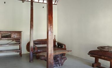 Villa dijual di Gunung sari