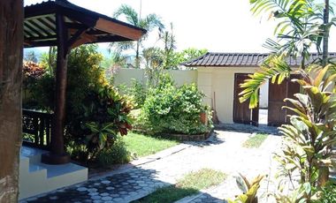 Villa dijual di Gunung sari