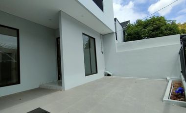 RUMAH VILLA MELATI MAS BLOK VISTA di JUAL CEPAT