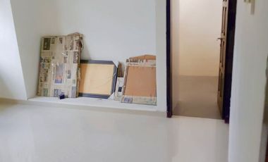 Rumah Bagus Terawat Dekat Kantor DPRD Solo