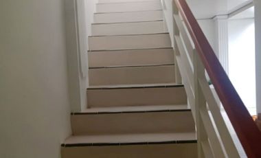 Rumah Bagus Terawat Dekat Kantor DPRD Solo