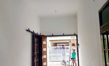 Rumah Bagus Terawat Dekat Kantor DPRD Solo