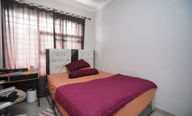 Rumah Cantik 2 Lt Siap KPR 11 Mnt ke Paradise Walk Serpong J-19066