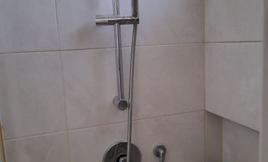 Disewakan Rumah Termurah Lebar 6 di Green Puri