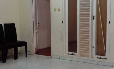 DISEWAKAN CEPAT RUMAH DI PULAU MATAHARI JAKARTA BARAT